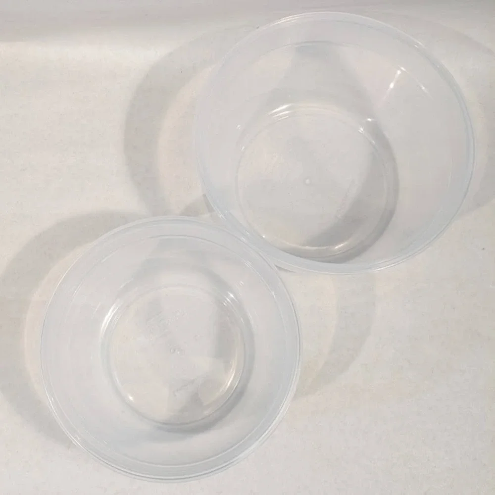 LocknLock Easy Essentials Round Food Storage Set 1.5QT 2.2QT Yellow Lids HSM945
